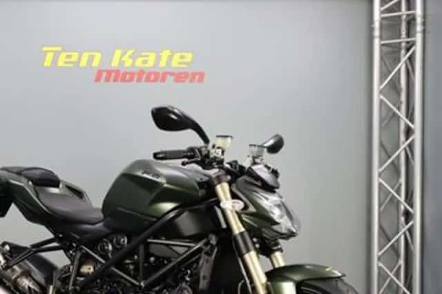 Ducati Streetfighter 848 (2013) thumbnail 3