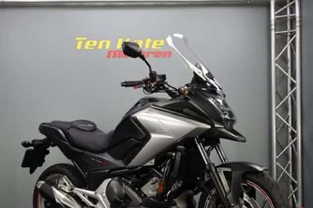Honda NC750X (2017) thumbnail 3