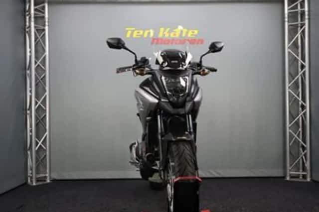Honda NC750X (2017) thumbnail 5