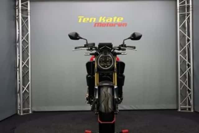 Honda CB650R (2026) thumbnail 3
