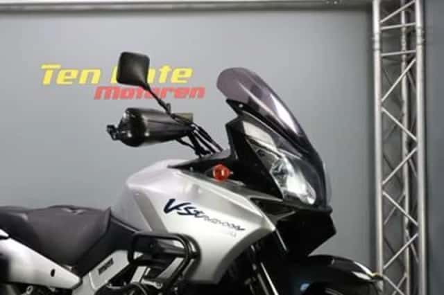 Suzuki DL1000 (2004) thumbnail 2