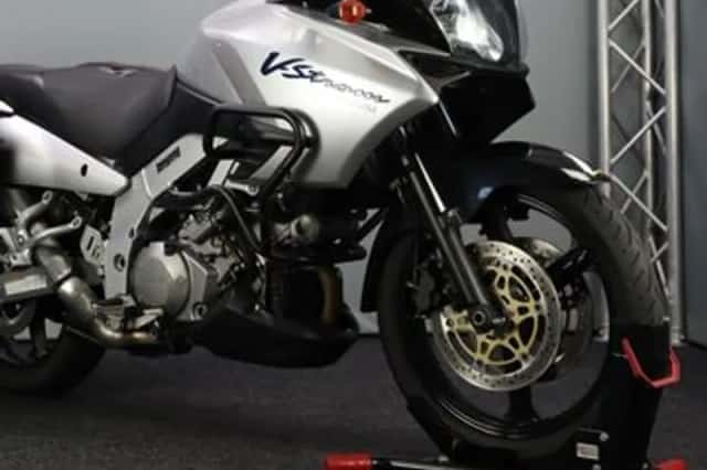 Suzuki DL1000 (2004) thumbnail 3