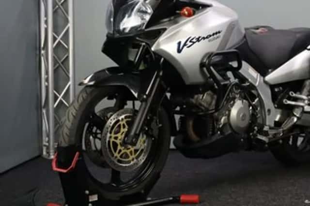 Suzuki DL1000 (2004) thumbnail 5