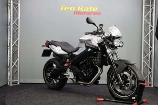 BMW F 800 R (2010) thumbnail 2