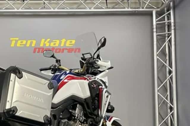 Honda CRF 1000 L Africa Twin (2019) thumbnail 3