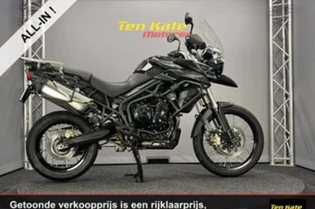 Triumph Tiger 800 XC (2011) thumbnail 1