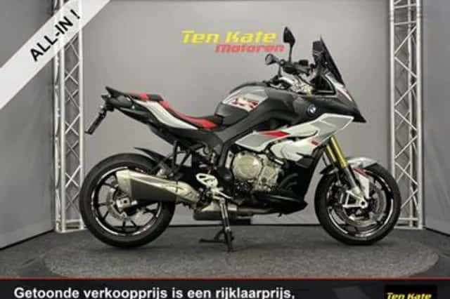 BMW S 1000 XR (2016) thumbnail 1