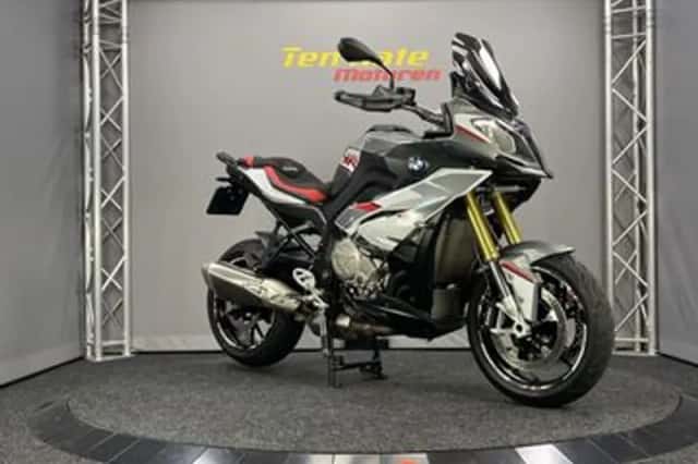 BMW S 1000 XR (2016) thumbnail 2