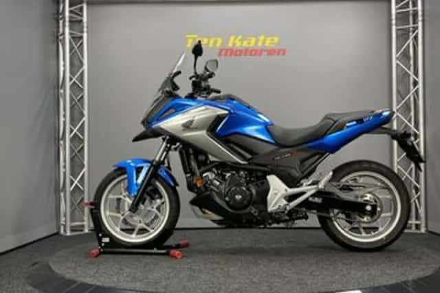 Honda NC750X (2017) thumbnail 5