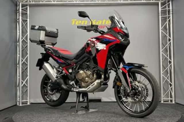 Honda CRF 1100 L Africa Twin (2025) thumbnail 2