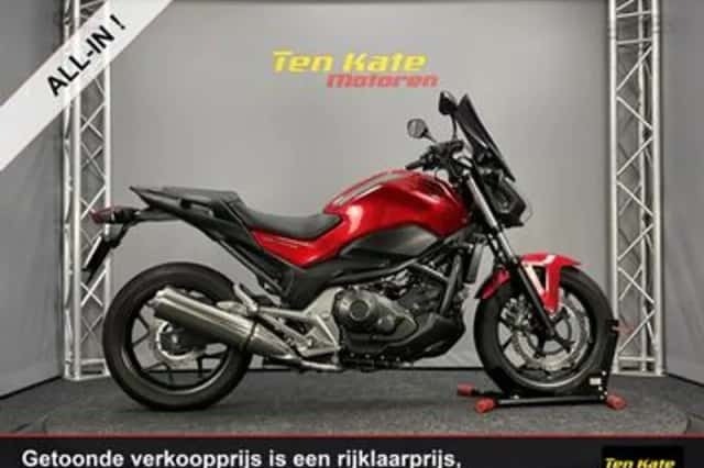 Honda NC 750 S (2015) thumbnail 1