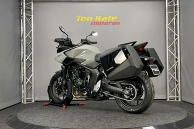 Honda CB 1000GT (2026) thumbnail 6