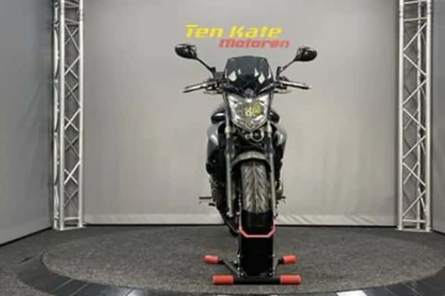 Yamaha XJ6 (2009) thumbnail 5