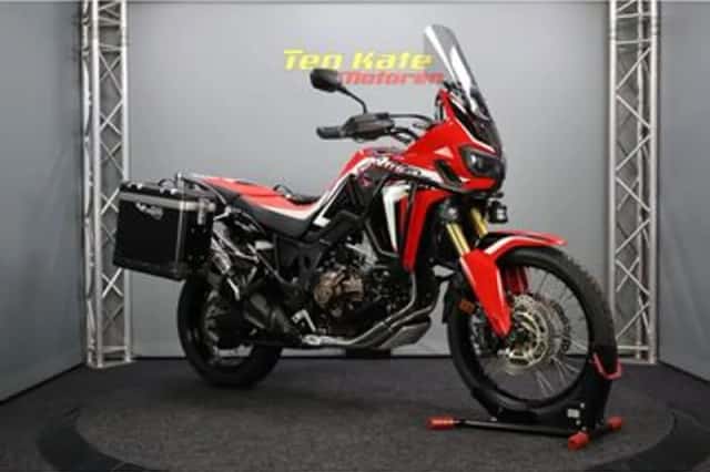 Honda CRF 1000 L Africa Twin (2018) thumbnail 2