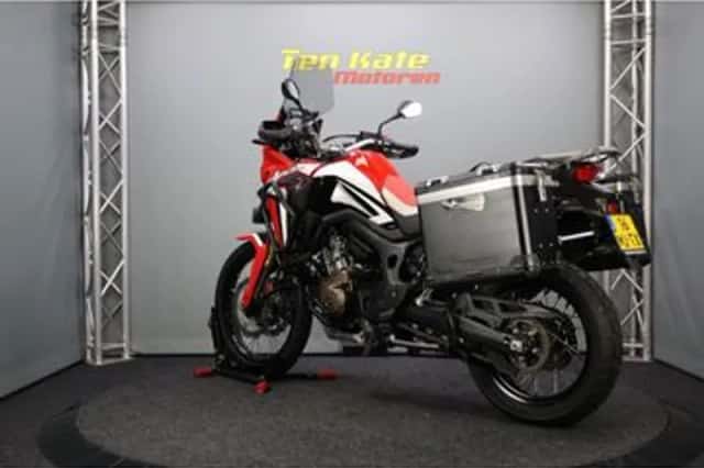 Honda CRF 1000 L Africa Twin (2018) thumbnail 6
