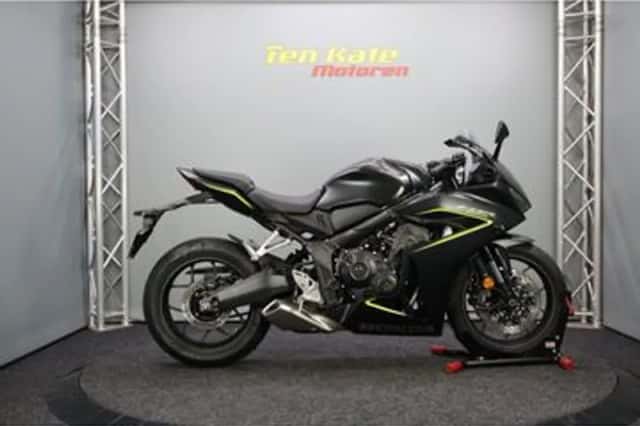 Honda CBR650R (2026) thumbnail 1