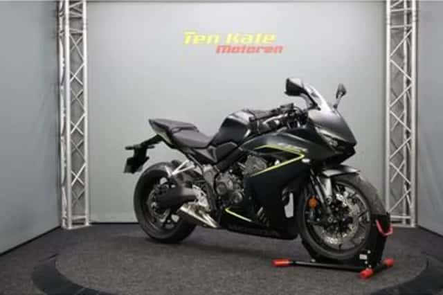 Honda CBR650R (2026) thumbnail 2