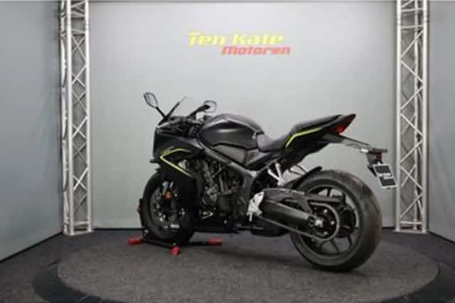Honda CBR650R (2026) thumbnail 6
