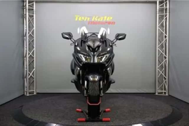 Yamaha FJR1300 (2018) thumbnail 3