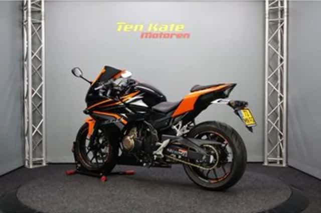 Honda CBR500R (2017) thumbnail 5