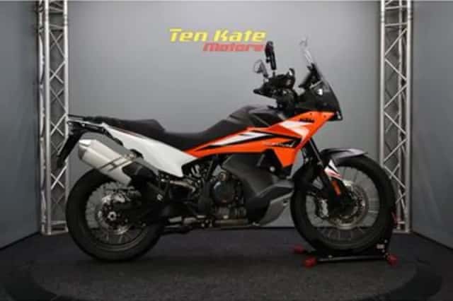 KTM 890 Adventure (2025) thumbnail 1
