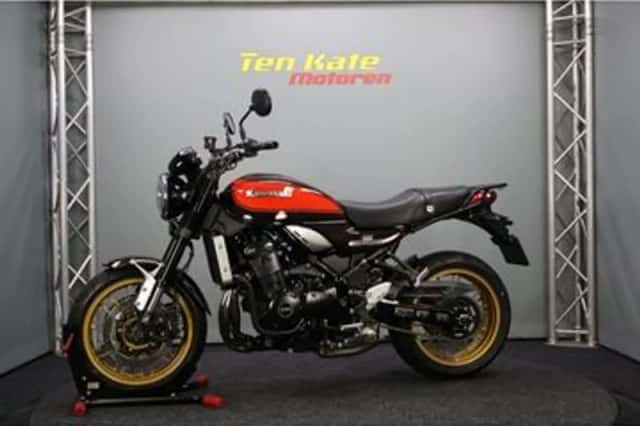 Kawasaki Z900RS (2022) thumbnail 5