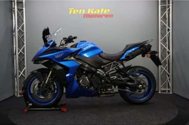 Suzuki GSX-S1000GT (2023) thumbnail 5