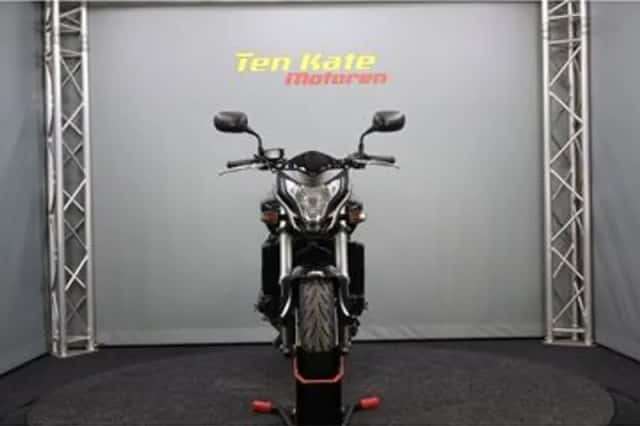 Honda CB600F (2011) thumbnail 3