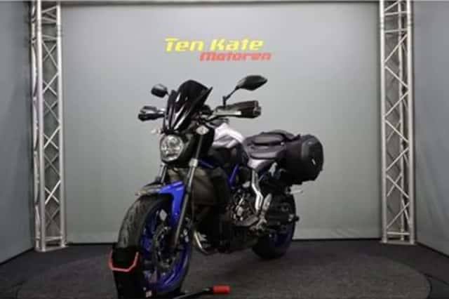 Yamaha MT-07 (2016) thumbnail 4