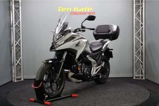 Honda NC750X (2024) thumbnail 4