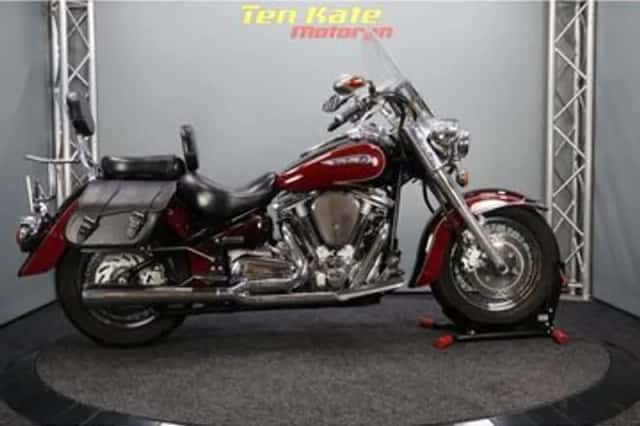 Yamaha XV 1600 Wildstar (2001) thumbnail 1
