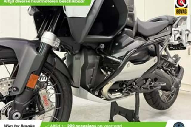 BMW R 1300 GS Adventure (2024) thumbnail 3