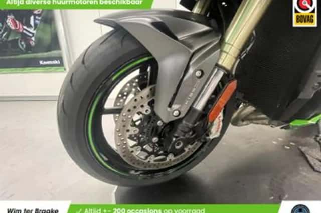 Kawasaki Z H2 SE (2025) thumbnail 4