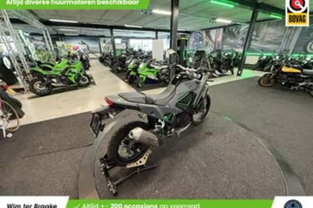 Kawasaki KLE500 SE (2026) thumbnail 3