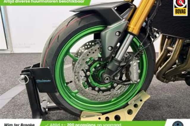 Kawasaki Z900 SE Performance (2026) thumbnail 5