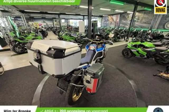 Honda Africa Twin (2021) thumbnail 3