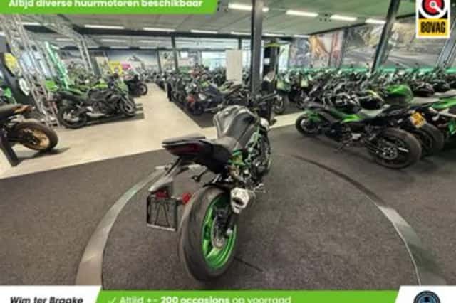 Kawasaki Z 900 se (2026) thumbnail 3