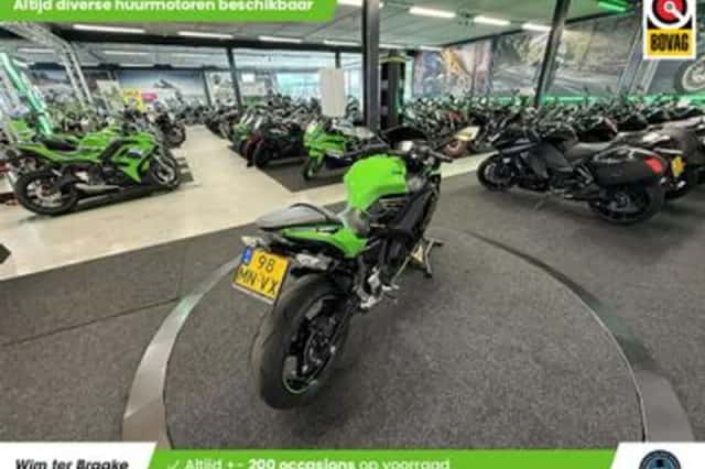 Kawasaki Ninja 650 (2021) thumbnail 3