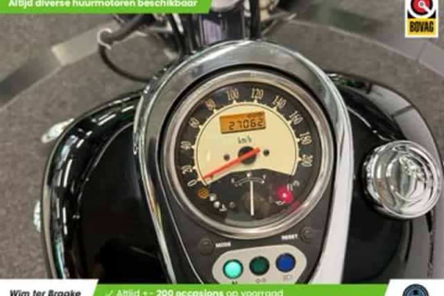 Kawasaki VN 900 Classic (2007) thumbnail 2