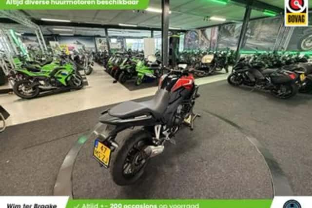 Honda CB500X (2023) thumbnail 3