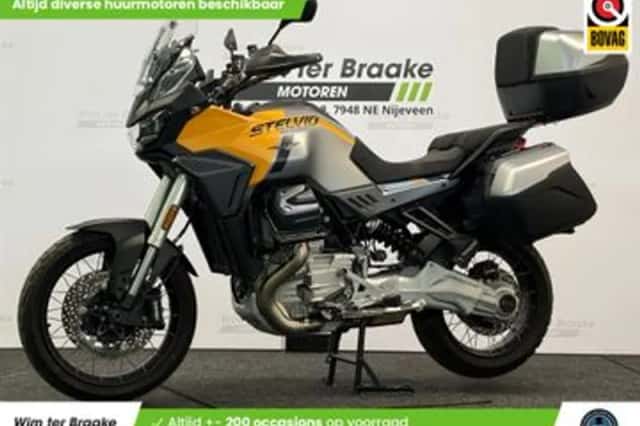 Moto Guzzi Stelvio 1000 (2025) thumbnail 1