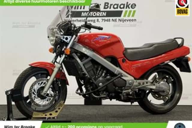 Honda NTV 650 (1993) thumbnail 1