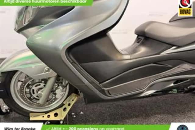 Suzuki AN 400 Burgman (2007) thumbnail 6