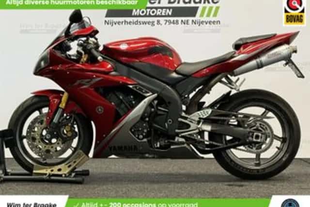 Yamaha YZF-R1 (2006) thumbnail 4