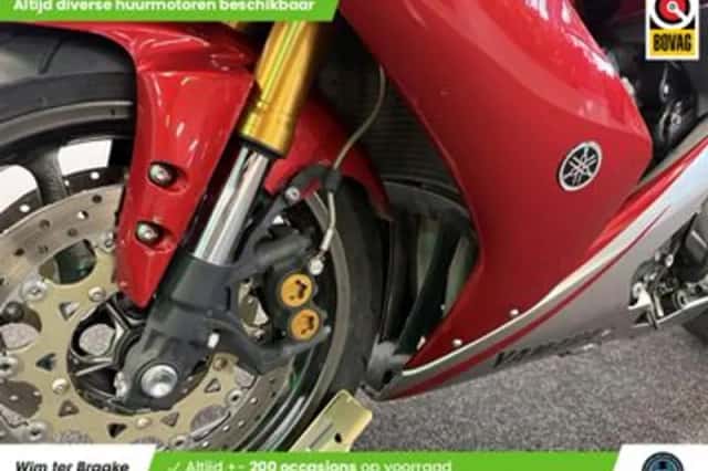 Yamaha YZF-R1 (2006) thumbnail 6
