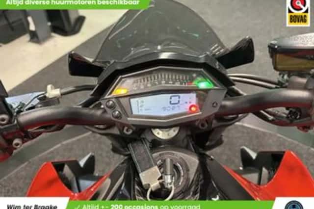 Kawasaki Z1000 (2014) thumbnail 2