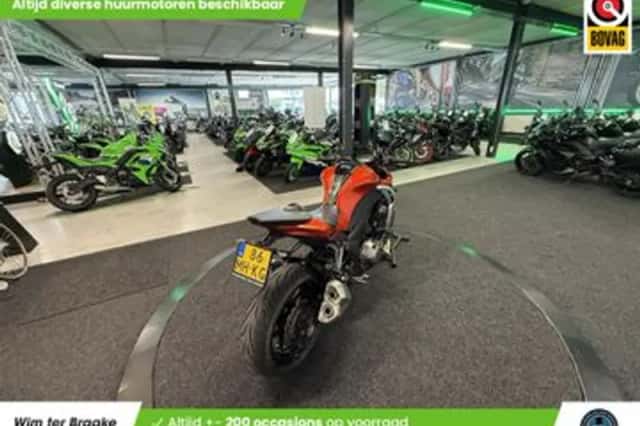 Kawasaki Z1000 (2014) thumbnail 3