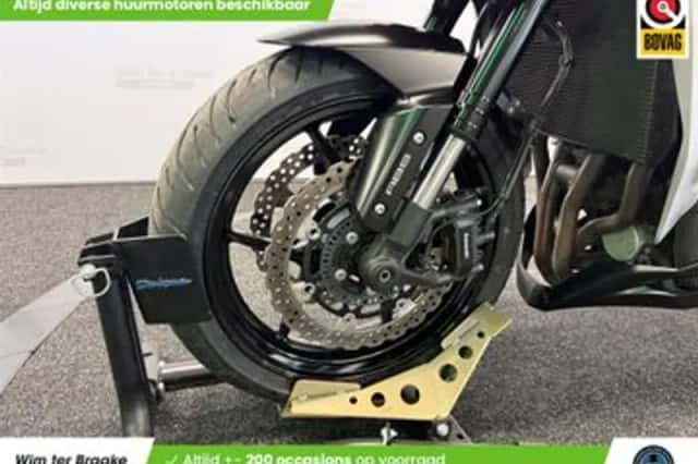 Kawasaki Z1000 (2014) thumbnail 5