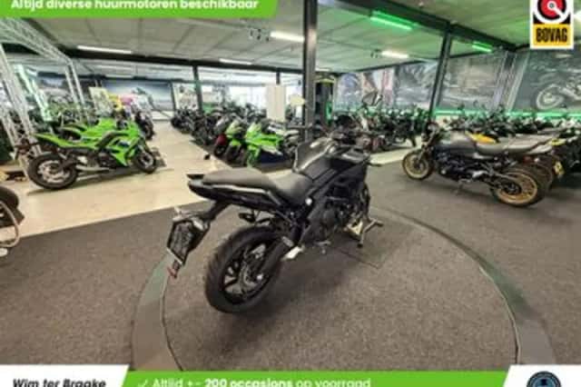 Kawasaki Versys 650 (2026) thumbnail 3