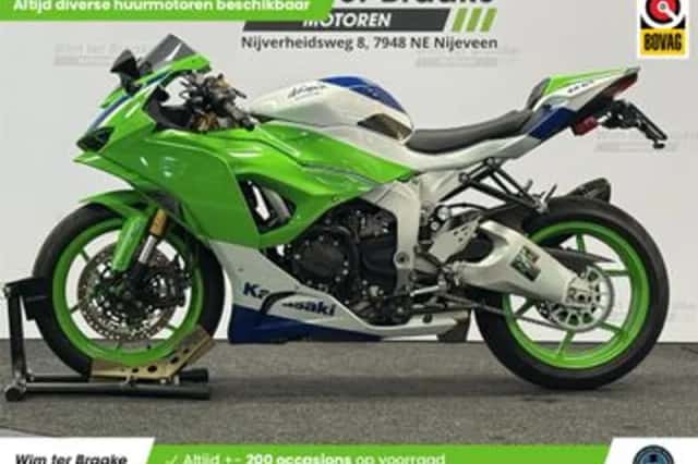 Kawasaki ZX-6R (2024) thumbnail 4